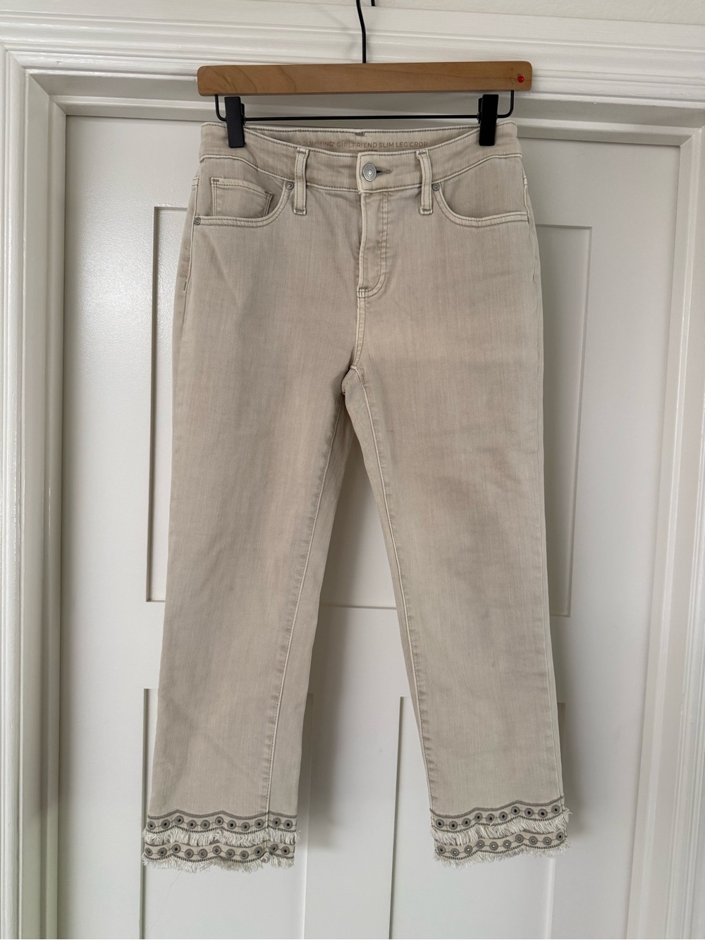 Chico's Beige/Cream Embroidered Cropped Jeans